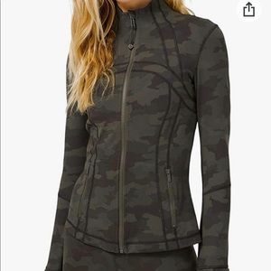 Lululemon Define Jacket in camouflage multi color size 8
